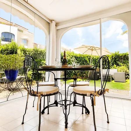 公寓 Sleeps 4 - Garage - Swimming Pool - Ac - Garden